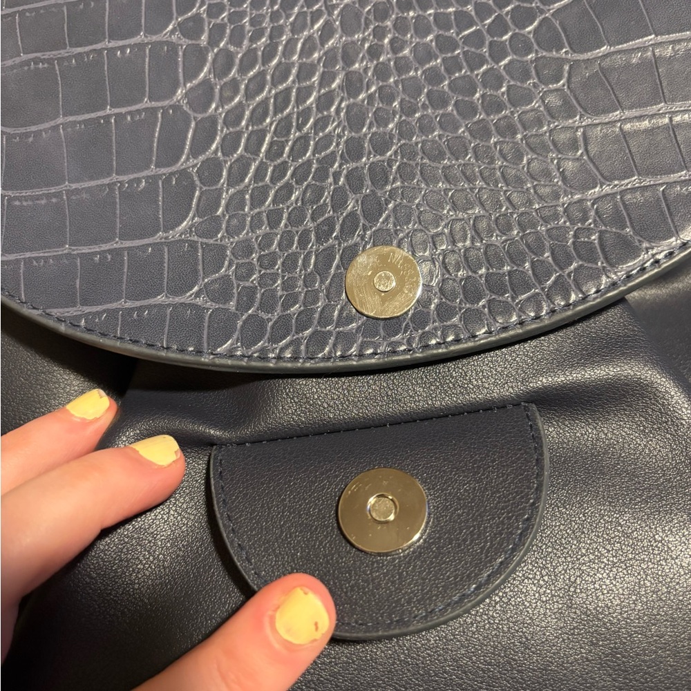 GEIR NESS Navy Croc Design Laila Faux Leather Bag - Picture 4 of 9